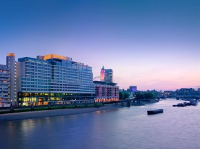 Sea Containers London